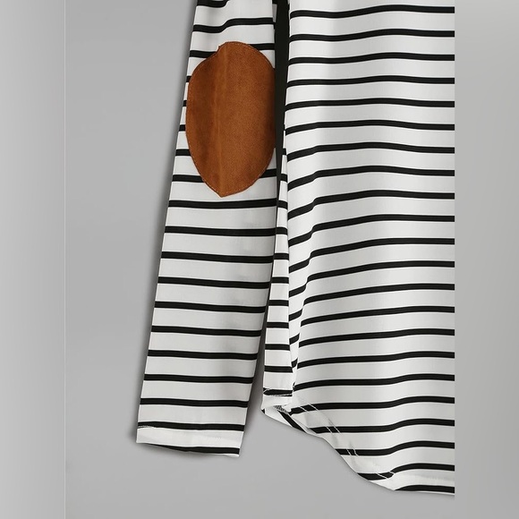 3/$12 Perfect fall long sleeve! - Picture 5 of 5